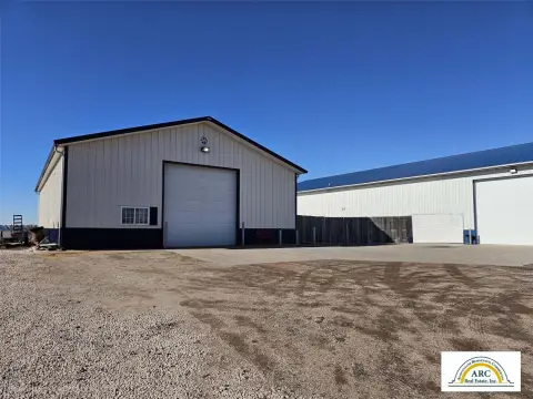 Flex Space with Heated Shop
