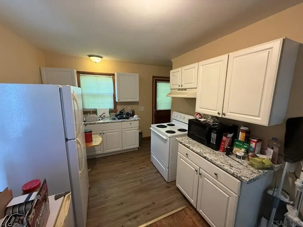 Picture 5