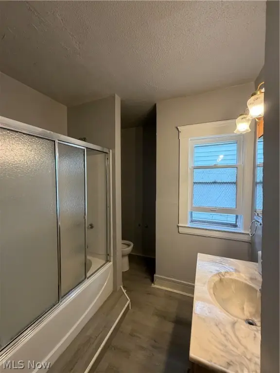 Picture 19