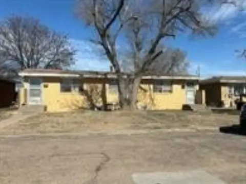 Garden City Duplexes with Basements