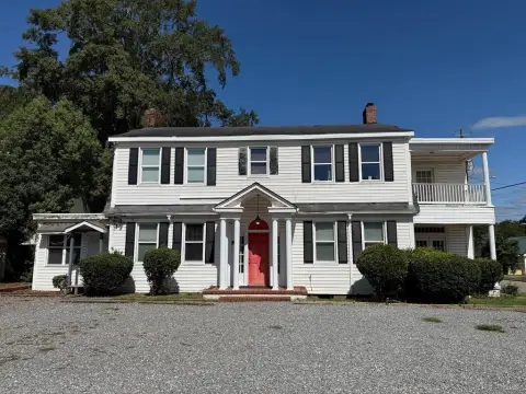 Charming Office Building in Dothan