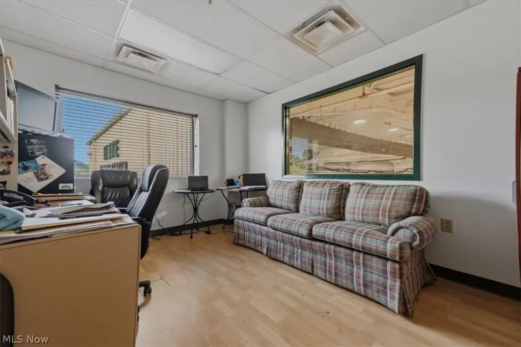 Picture 33