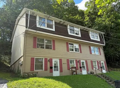 Three-Unit Townhouse Triplex