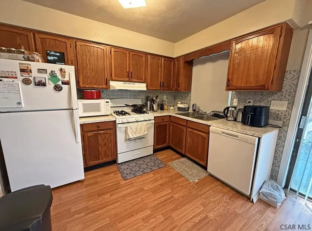 Picture 30
