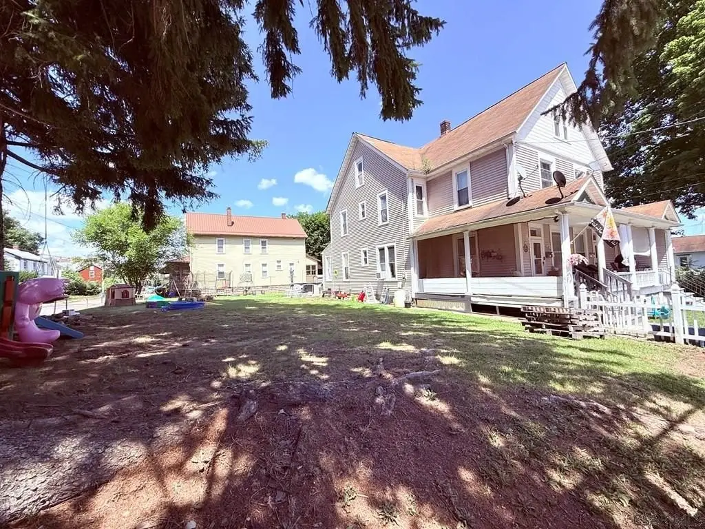 Picture 4
