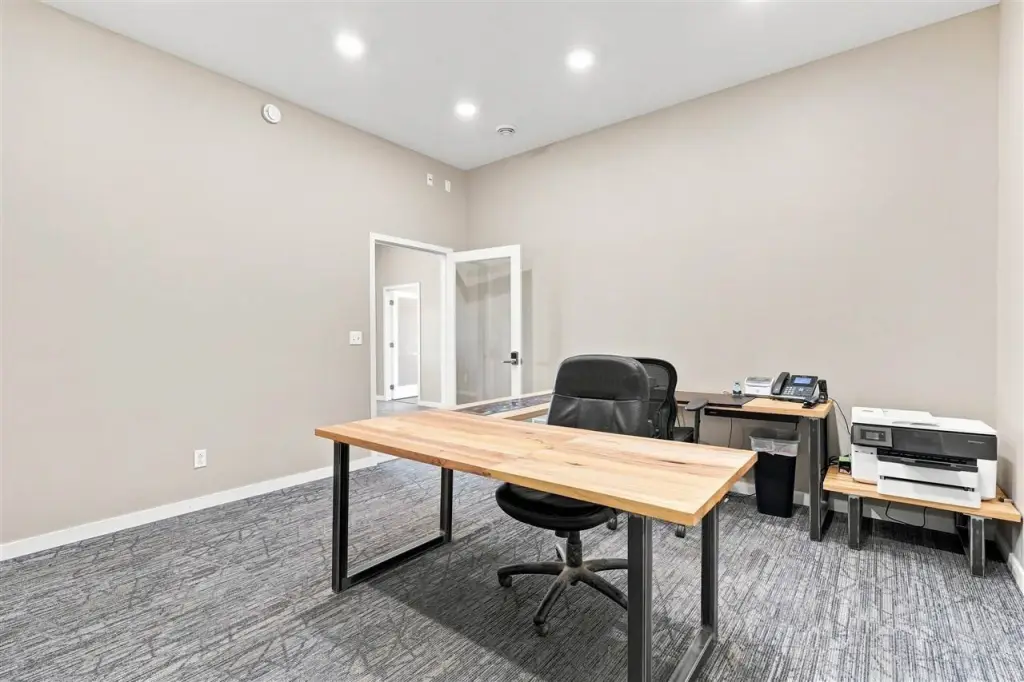 Picture 7