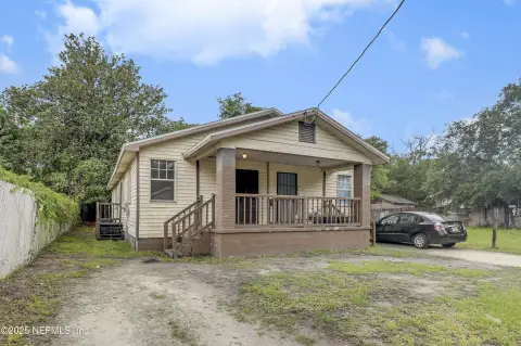 Jacksonville Duplex: Investment Opportunity