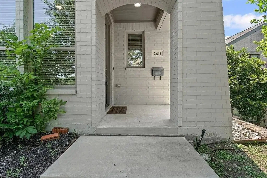 Picture 4