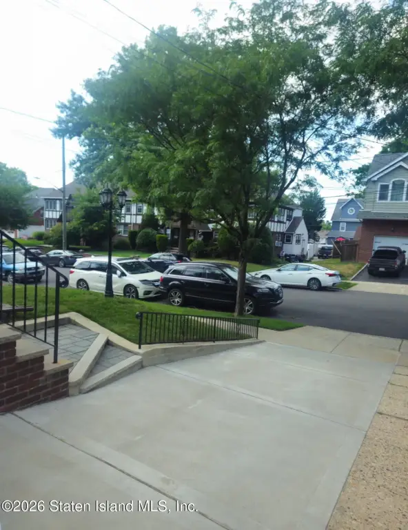 Picture 3