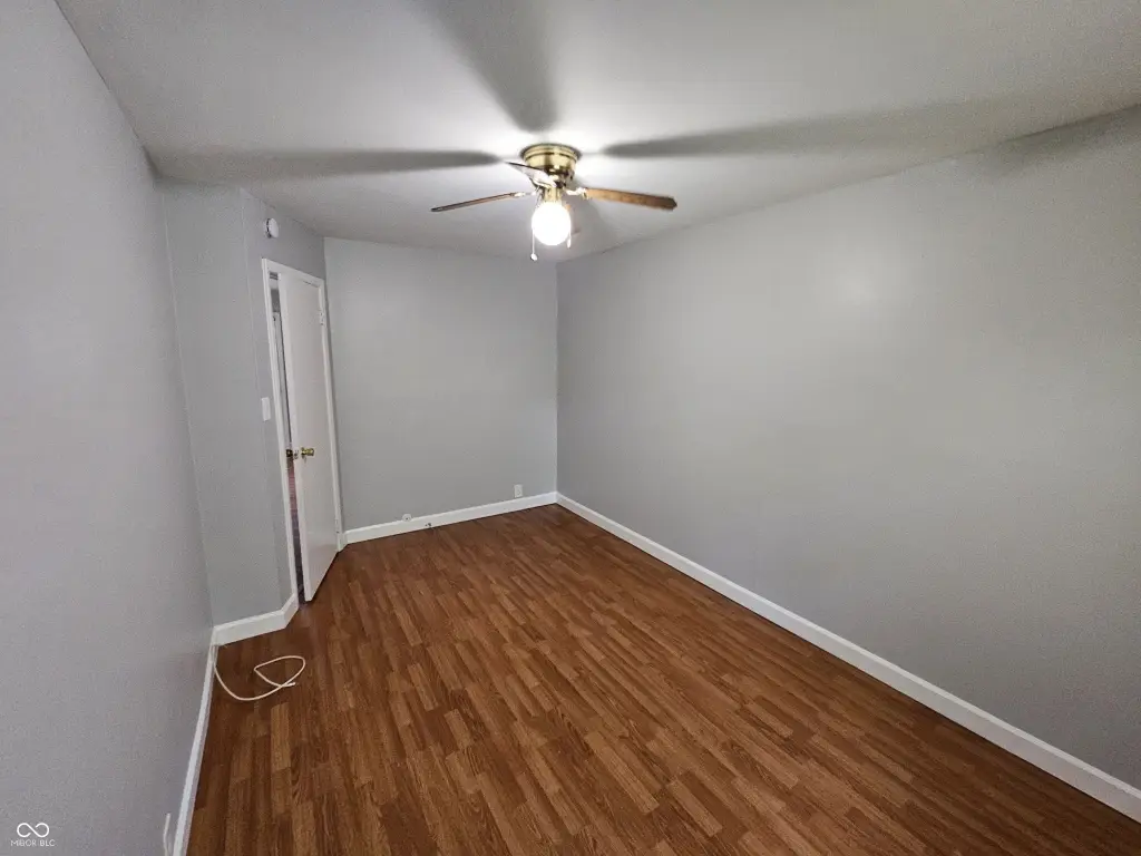 Picture 18