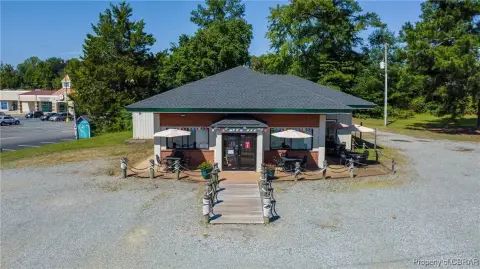 Restaurant Building with Road Frontage