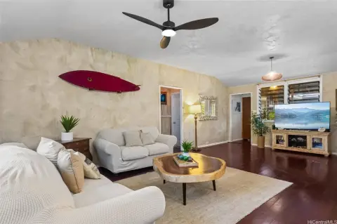 Laie Duplex with Beach Access