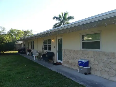 Fort Lauderdale Corner Duplex Investment