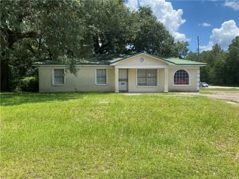 Corner Office Property