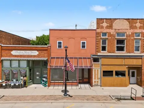 Mixed-Use Building with Upper-Level Residence
