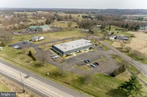 PIPERSVILLE Office and Warehouse Space