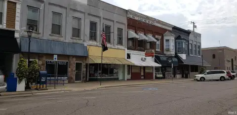 Commercial Building in Milford, Indiana