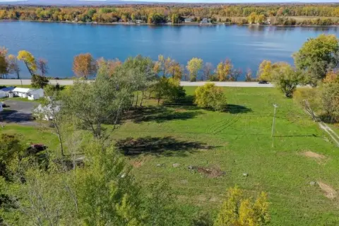 Lakefront Lot with Building Permits