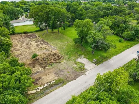 Residential Lot in West Dallas