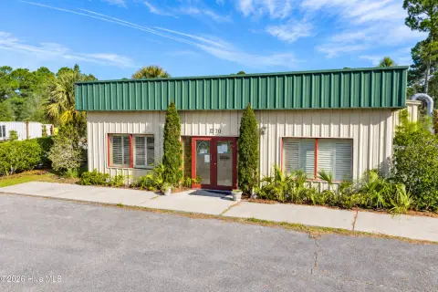 Manufacturing Property with Showroom