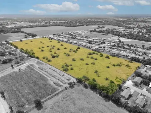 Unimproved Land Near Chisholm Trail