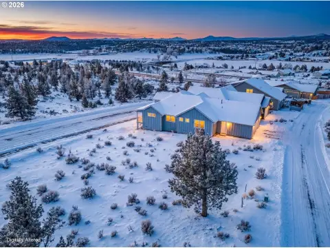Residential Lot with Cascade Views