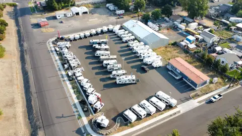 Automotive Property with Paved Yard