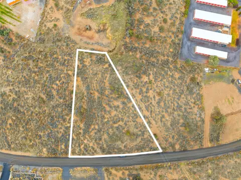 Commercial Land in Terrebonne, Oregon