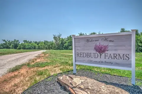 Residential Land in Redbud Farms