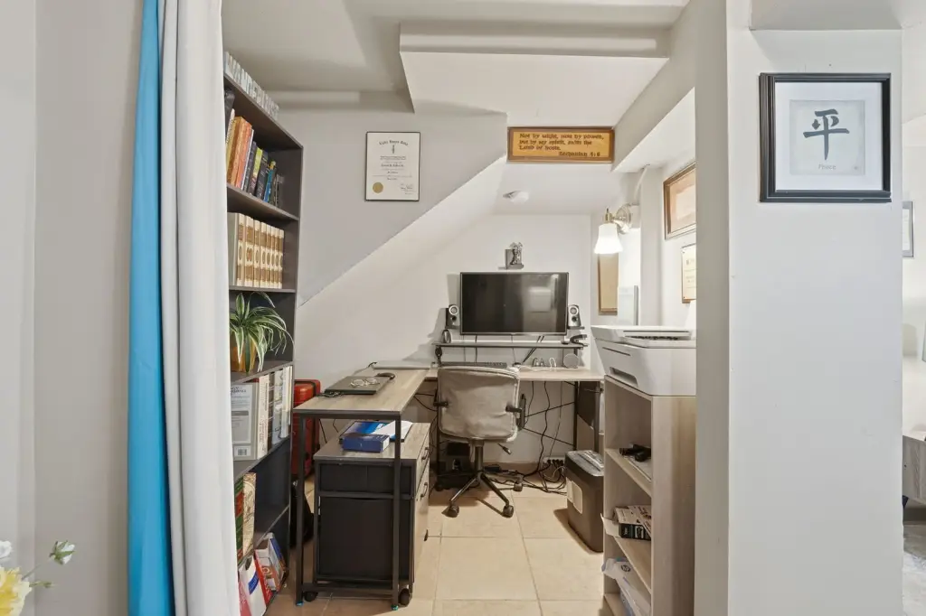 Picture 7
