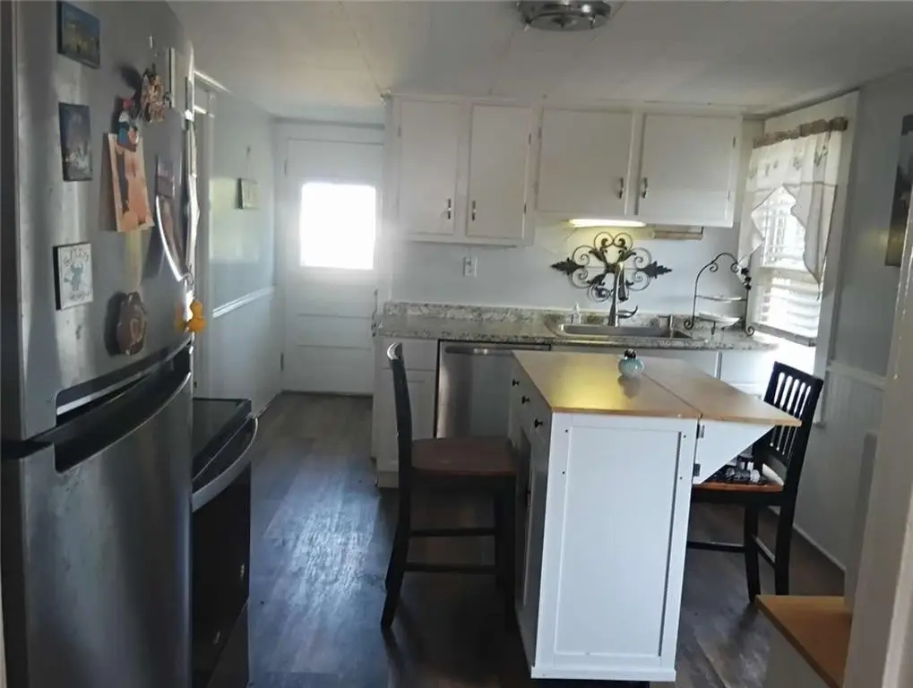 Picture 4