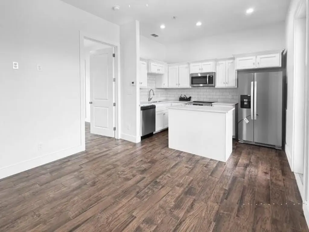 Picture 12