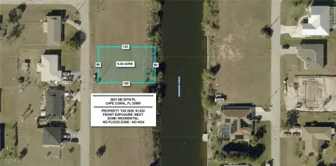 Waterfront Lot in Cape Coral