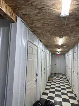 Elkhorn Cabins & Storage