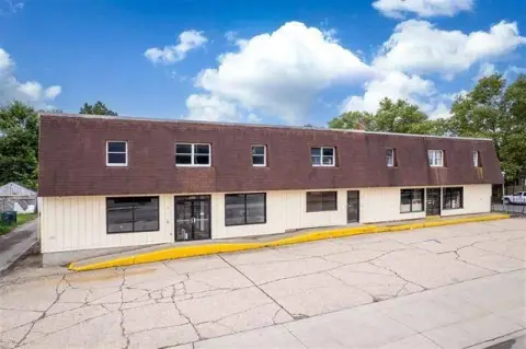 Commercial Building in Richmond, IN