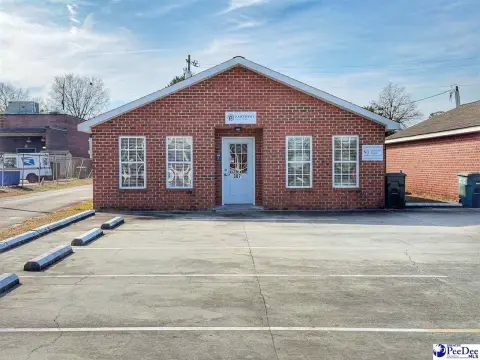 Dillon, SC Commercial Building