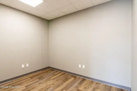 Flex Space With Office And Warehouse