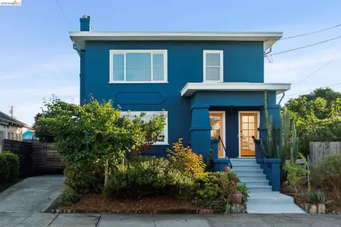 Garden Duplex with Two Residences