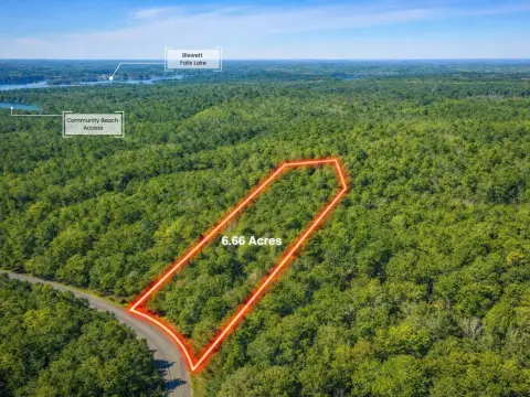 Scenic Land Near Blewett Falls