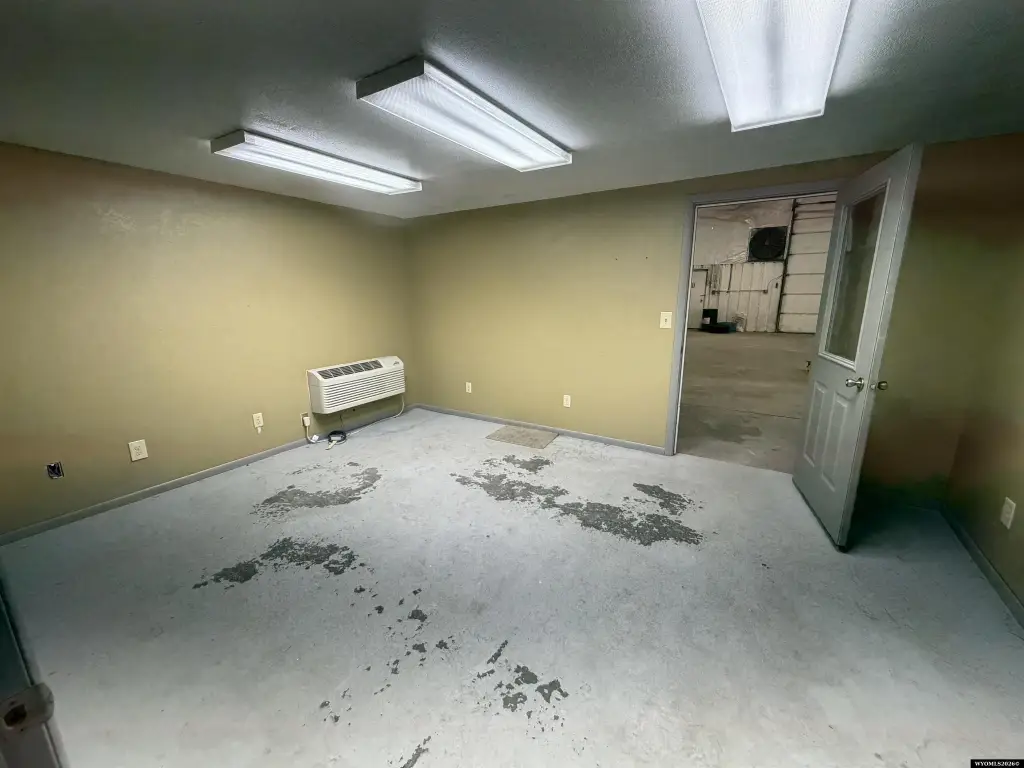 Picture 16