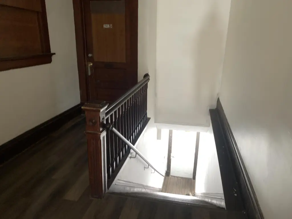 Picture 5