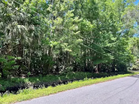 Expansive Homesite in Desirable Community