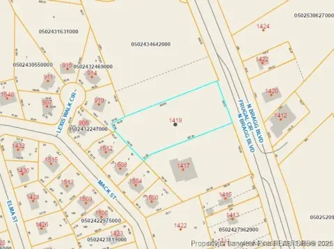 High-Visibility Commercial Lot on N. Bragg