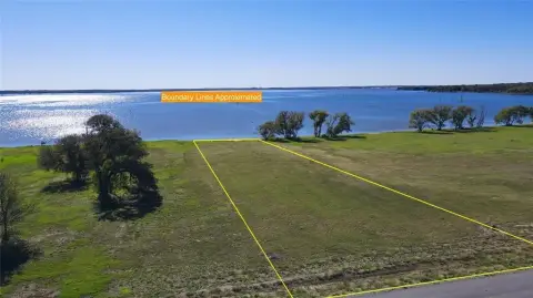 Waterfront Lot on Richland Chambers