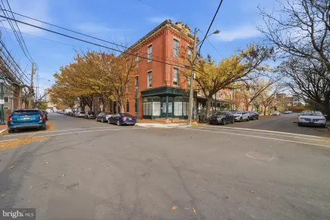 Historic Camden Mixed-Use Building