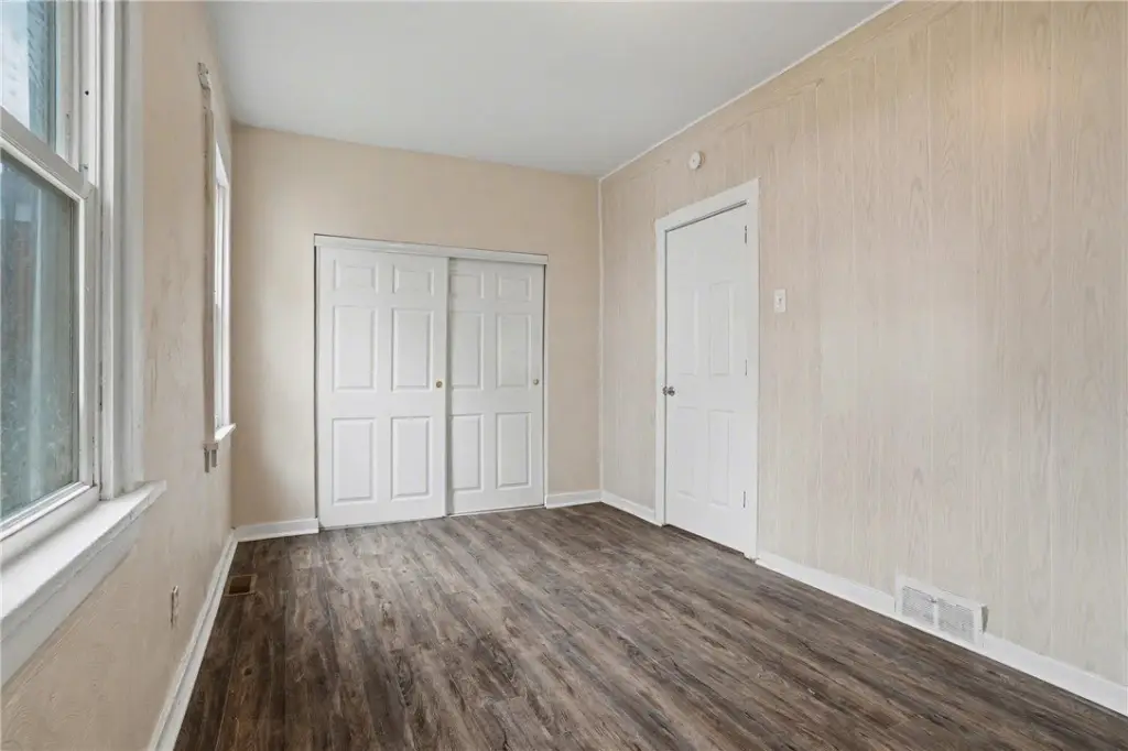 Picture 30