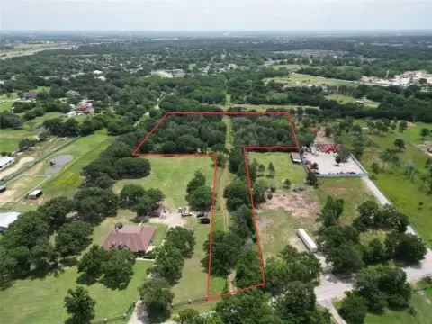 Expansive Land Near Downtown Dallas