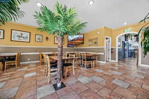 Restaurant and Billiards Room Opportunity