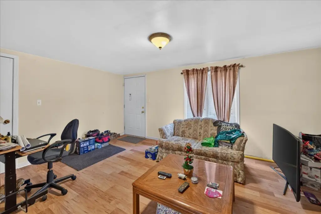Picture 6