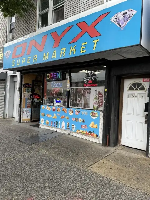 Retail Opportunity on Jamaica Avenue